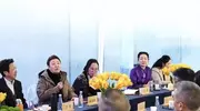 “服饰新声”奏响文化传承强音:少数民族服饰传统元素时尚化研讨会成果丰硕
